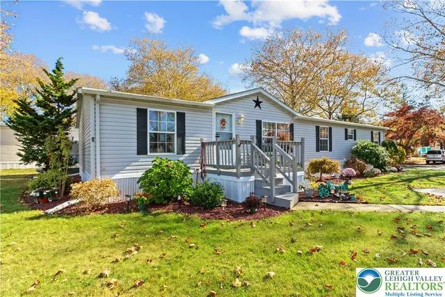 $175,000 | 8 Cedar Court, Bath, PA 18014