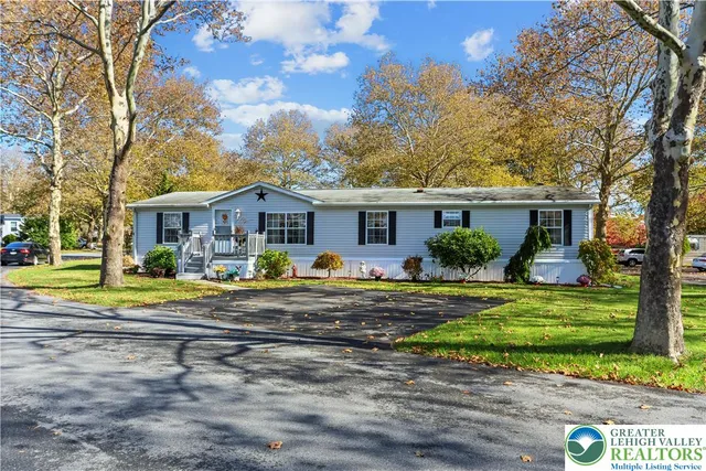 $175,000 | 8 Cedar Court, Bath, PA 18014