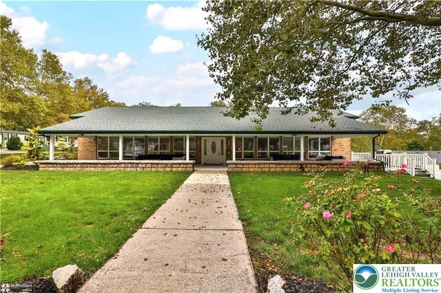 $175,000 | 8 Cedar Court, Bath, PA 18014