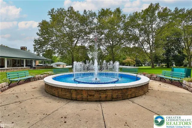 $175,000 | 8 Cedar Court, Bath, PA 18014