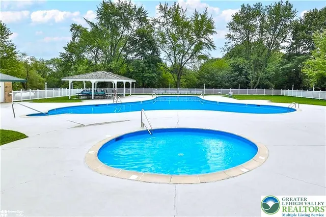 $175,000 | 8 Cedar Court, Bath, PA 18014