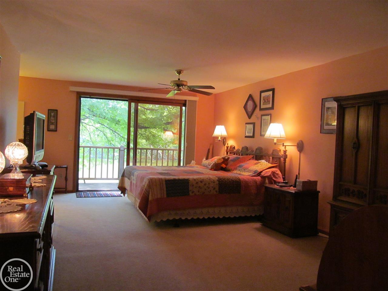 235 Shagbark Drive Rochester Hills, MI 48309 - Photo 16 of 26