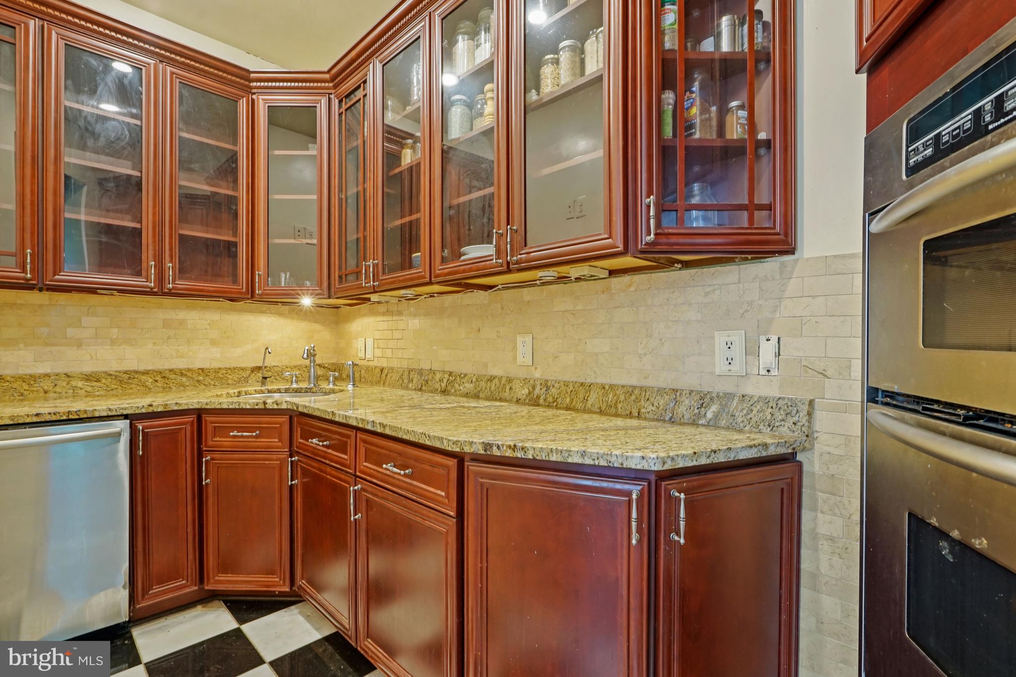 937 St Paul Street Baltimore, MD 21202 - Photo 11 of 53