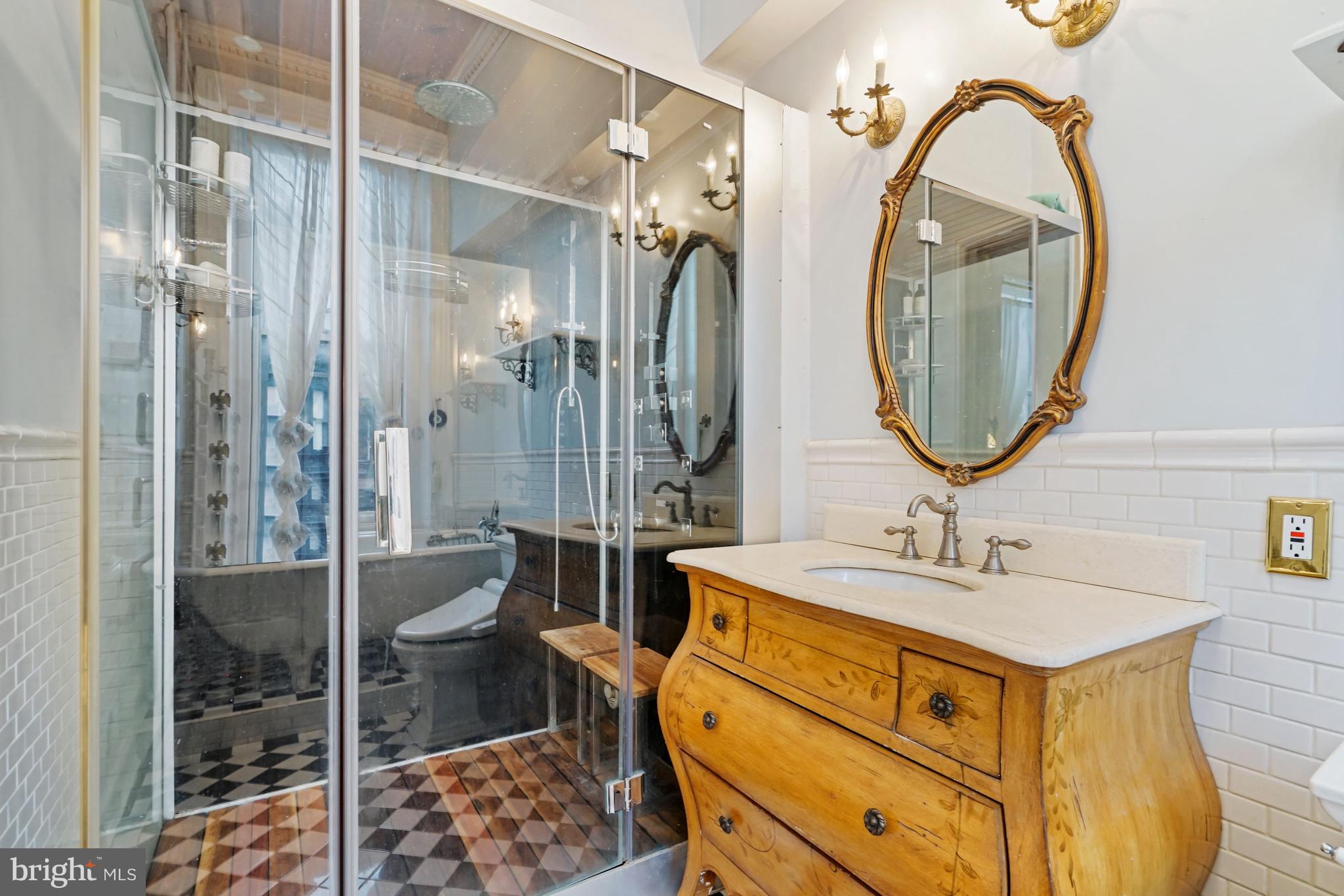 937 St Paul Street Baltimore, MD 21202 - Photo 22 of 53 Primary Full Bath w/Heated Floor and Steam Shower