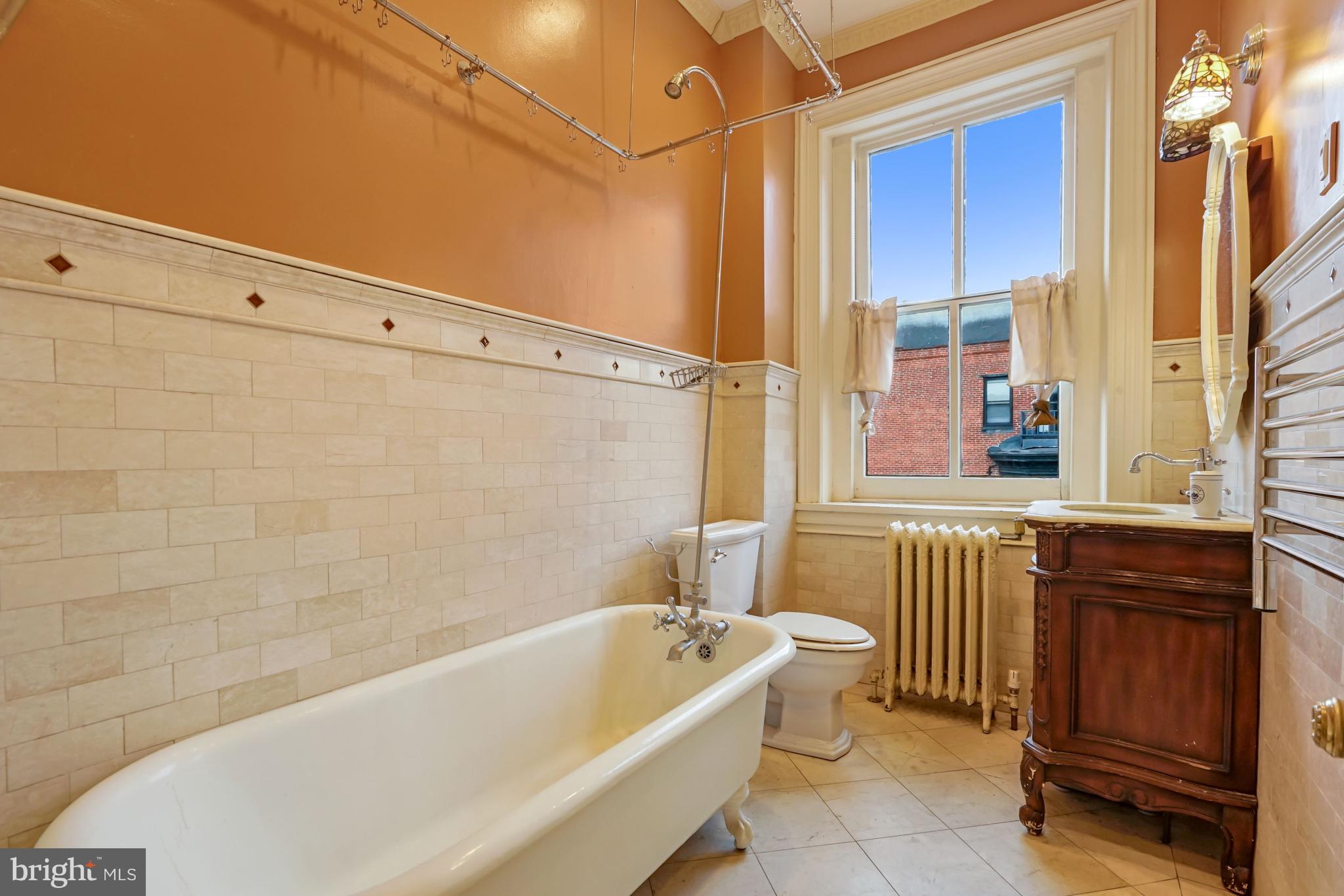 937 St Paul Street Baltimore, MD 21202 - Photo 38 of 53 Sixth, Awesome, Full Bath!