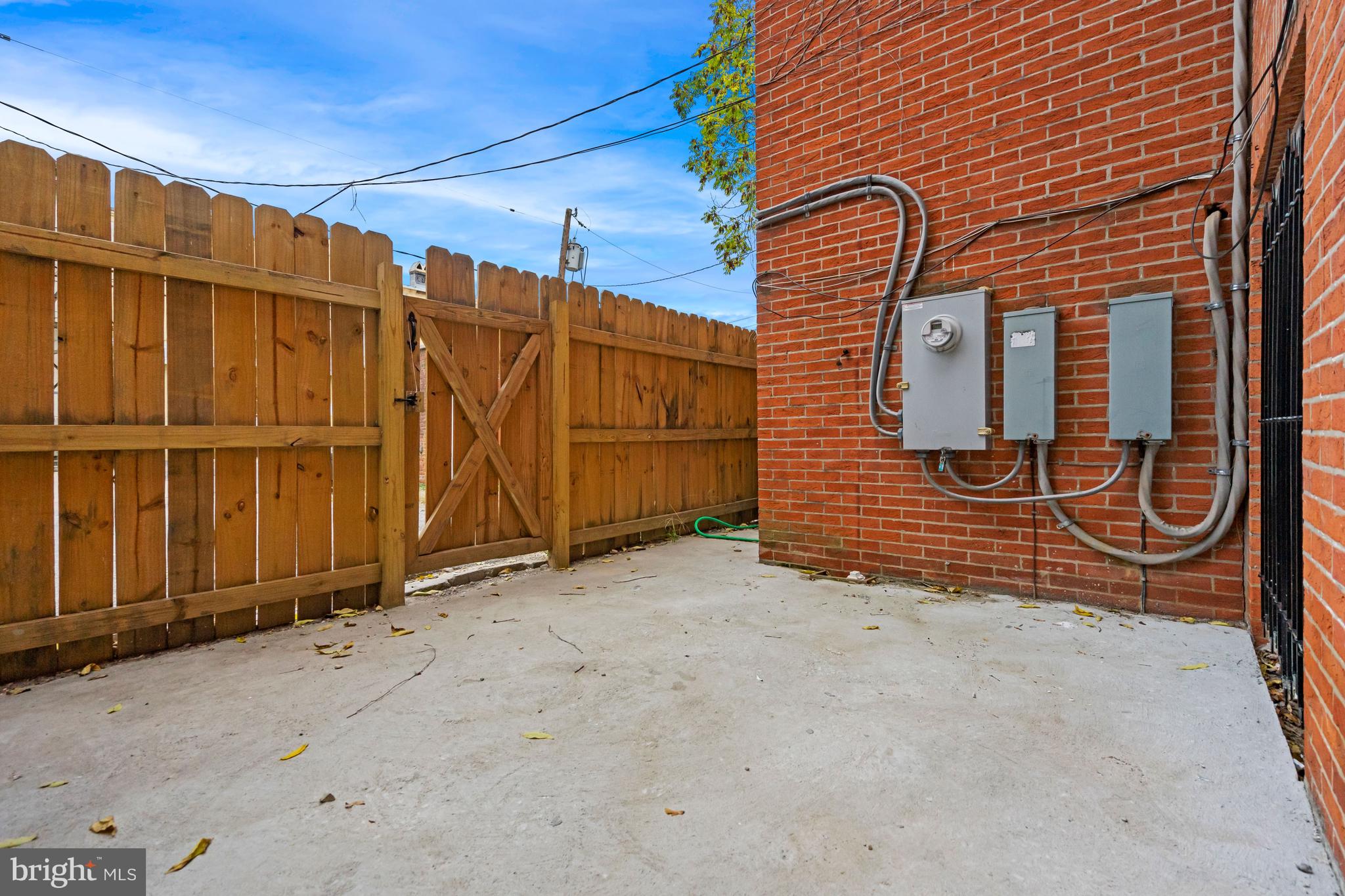 937 St Paul Street Baltimore, MD 21202 - Photo 52 of 53 Privacy Fence to Rear "Patio"