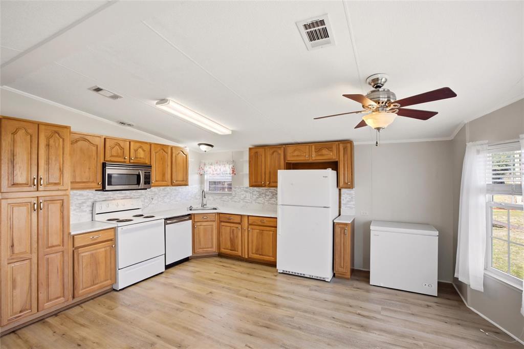 29215 Edgewood Street Punta Gorda, FL 33982 - Photo 5 of 35