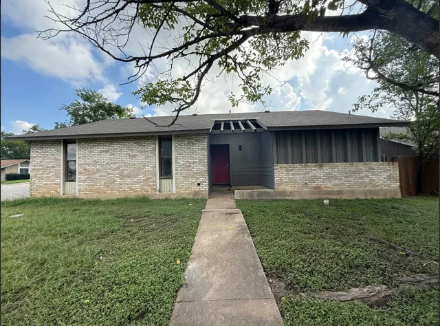 $2,800 | 6800 Bryonwood Drive, Austin, TX 78724