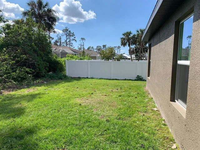 $1,899 | 2082 South Chamberlain Boulevard, North Port, FL 34286