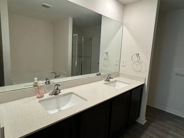 $1,899 | 2082 South Chamberlain Boulevard, North Port, FL 34286