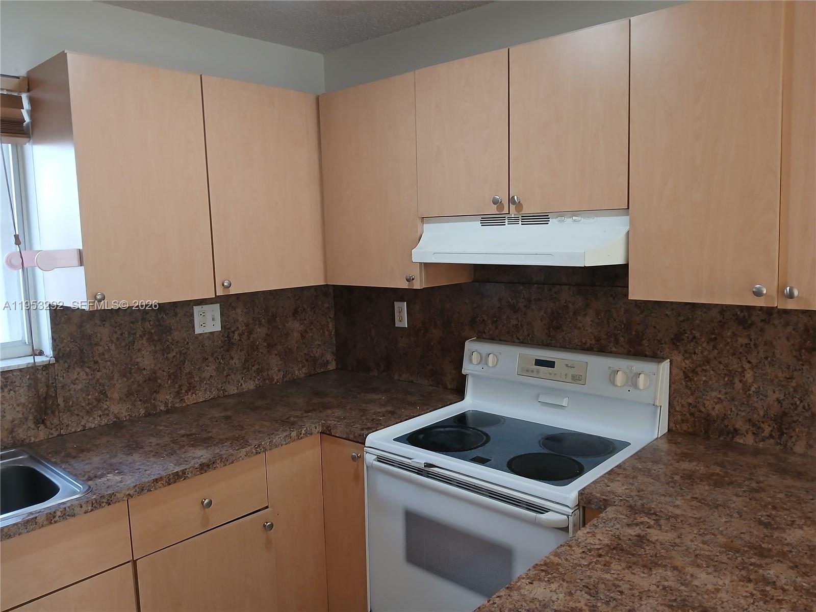 3254 West 70th Street, Unit 202 Hialeah, FL 33018 - Photo 4 of 20