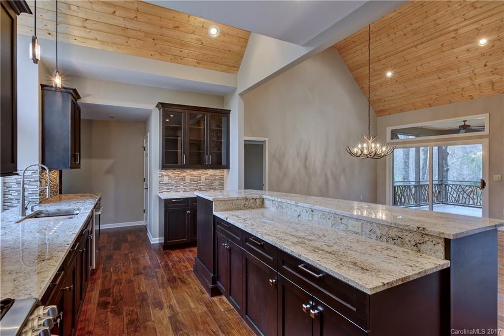 441 Boiling Springs Road, Unit 16 Sapphire, NC 28774 - Photo 8 of 24 Gallery Image 8