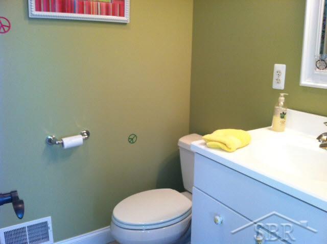 2414 Maple Road Saginaw, MI 48601 - Photo 27 of 37 20343637-26.JPG