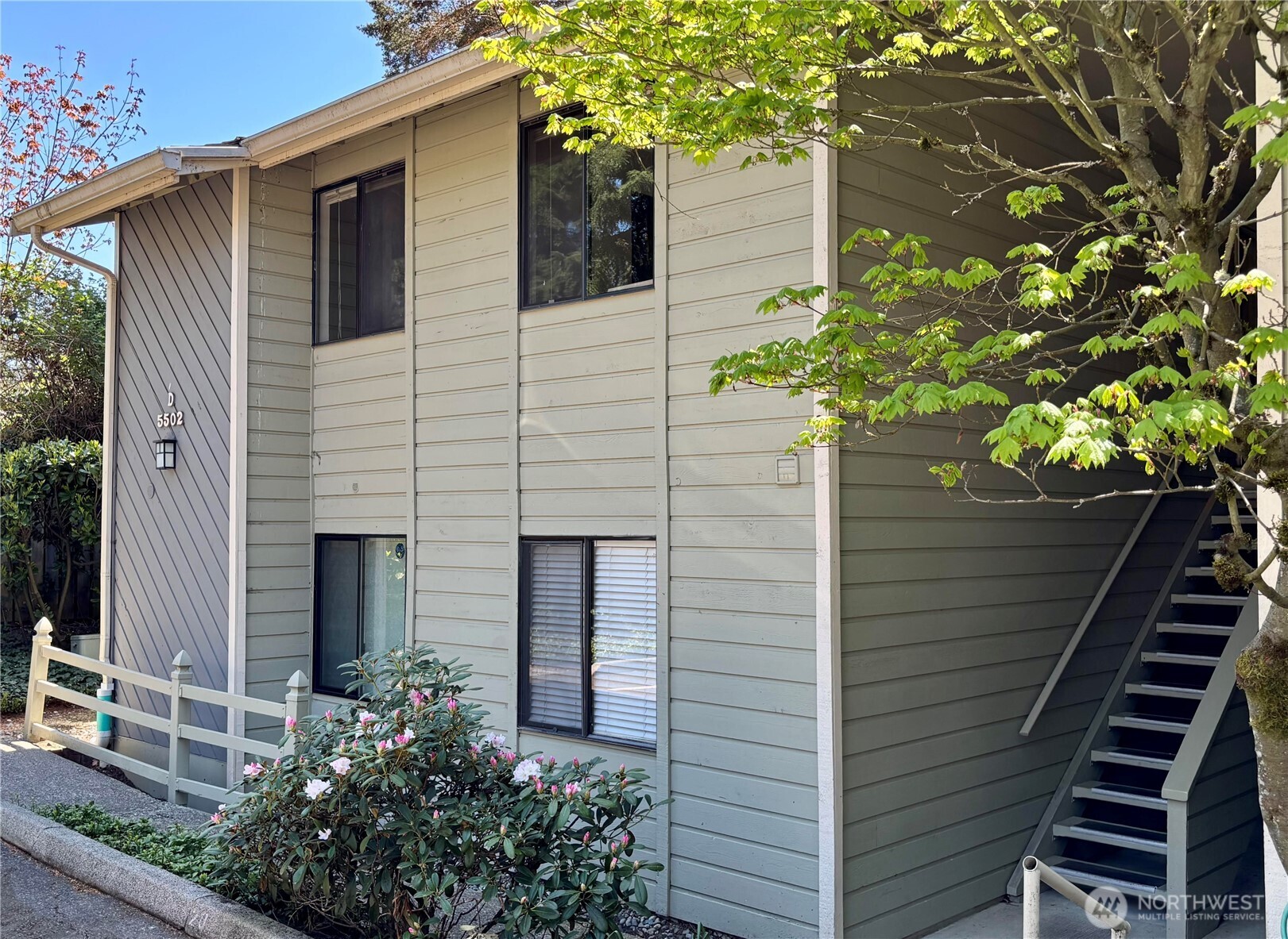 5502 220th Street Southwest, Unit D201 Mountlake Terrace, WA 98043 - Photo 1 of 21