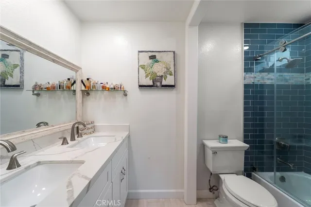 $1,098,000 | 210 South Larkwood Street, Anaheim Hills, CA 92808