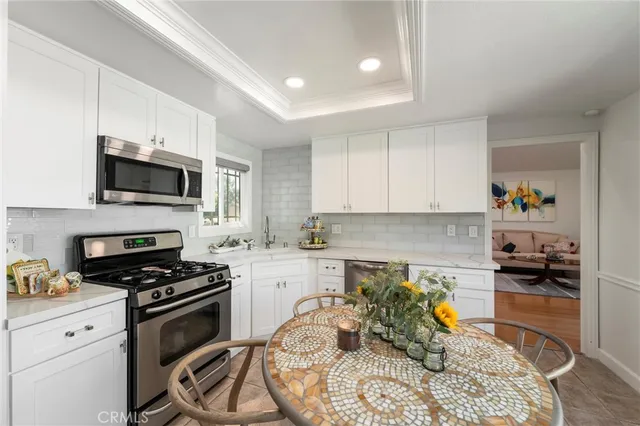 $1,098,000 | 210 South Larkwood Street, Anaheim Hills, CA 92808