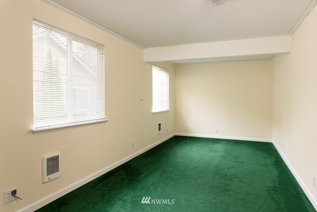 2116 186th Place Southeast Bothell, WA 98012 - Photo 2 of 14