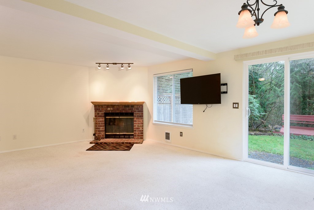 2116 186th Place Southeast Bothell, WA 98012 - Photo 5 of 14