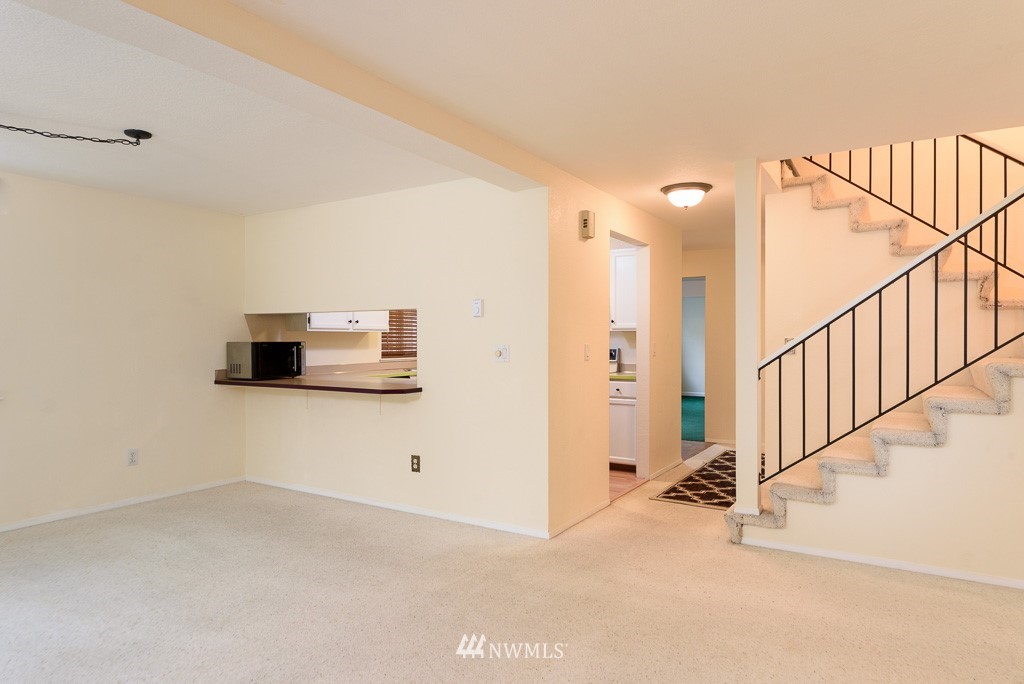 2116 186th Place Southeast Bothell, WA 98012 - Photo 7 of 14
