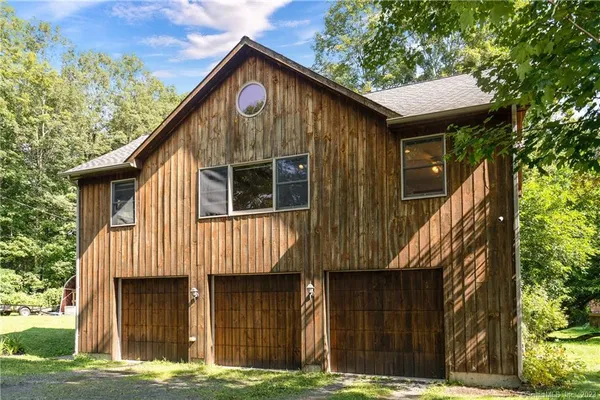 $2,300 | 222 Highway 37, New Fairfield, CT 06812