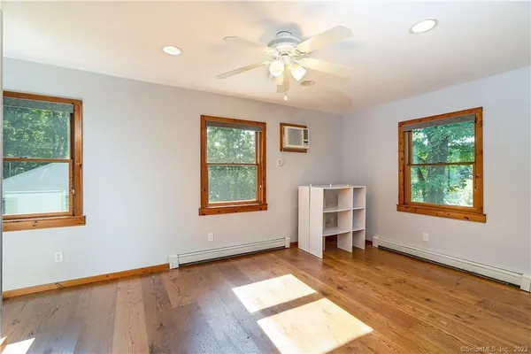 $2,300 | 222 Highway 37, New Fairfield, CT 06812