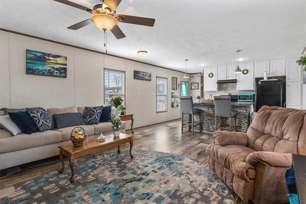 152 Williamsburg Road Imperial, PA 15126 - Photo 7 of 14 Gallery Image 7