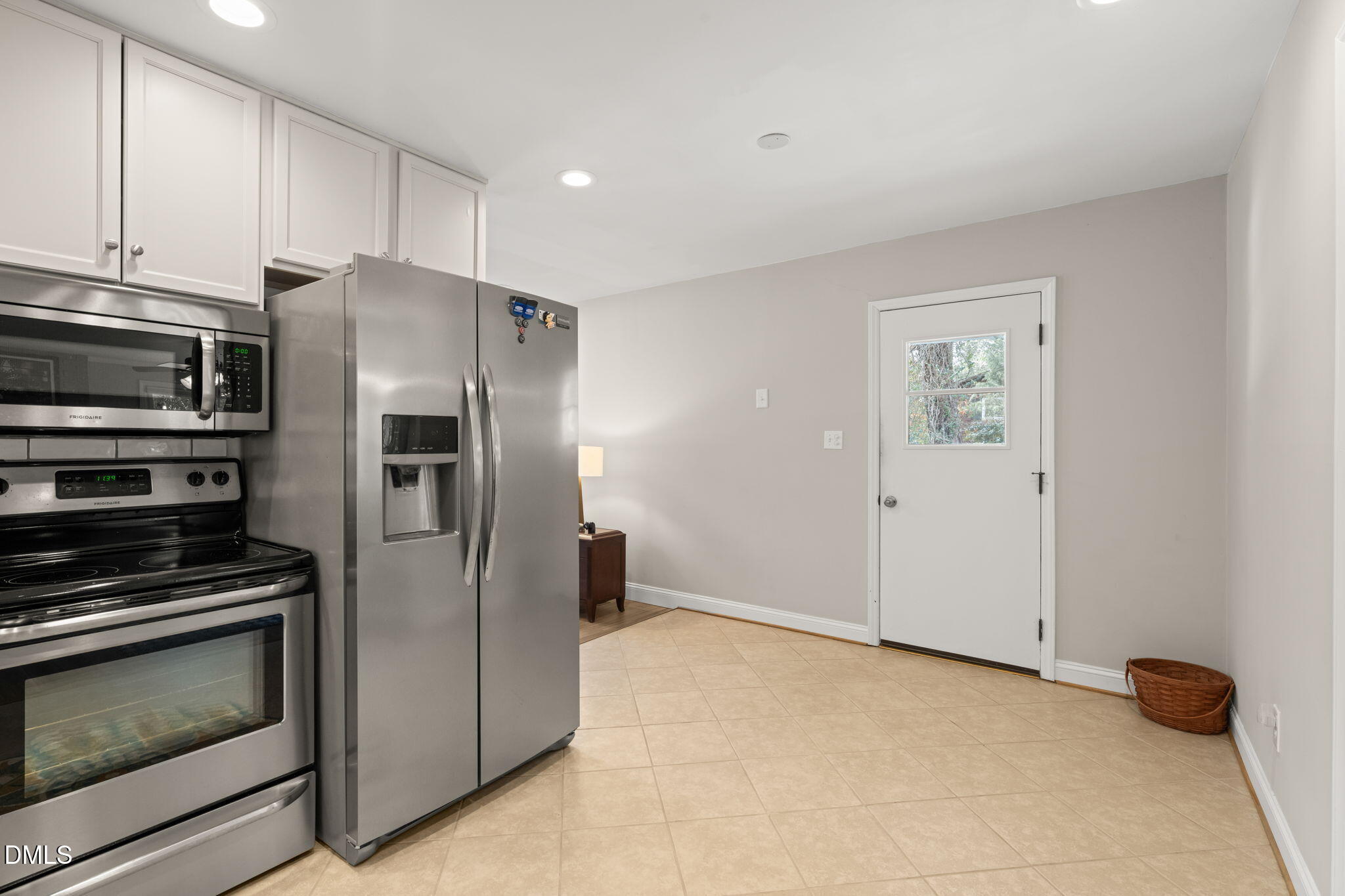 8803 Rollingwood Road Chapel Hill, NC 27516 - Photo 14 of 43 12-web-or-mls-untitled-00602