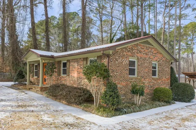 $499,900 | 8803 Rollingwood Road, Chapel Hill, NC 27516