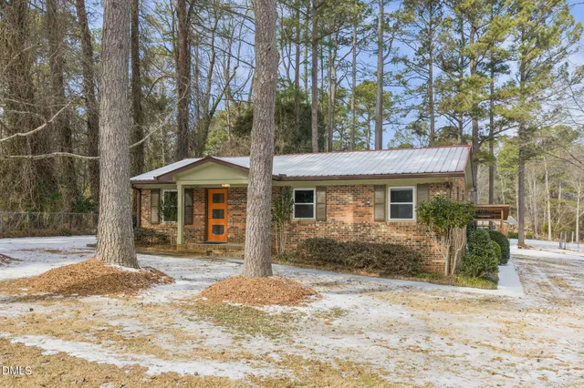 $499,900 | 8803 Rollingwood Road, Chapel Hill, NC 27516