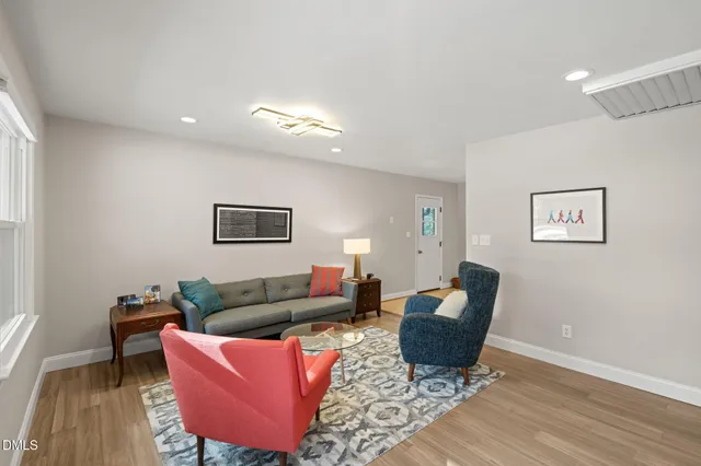 $499,900 | 8803 Rollingwood Road, Chapel Hill, NC 27516