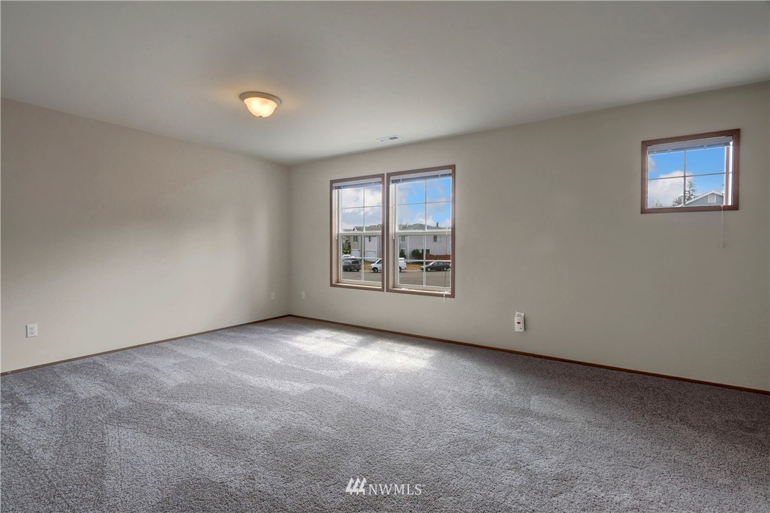 18009 168th Way Southeast Renton, WA 98058 - Photo 14 of 25 Gallery Image 14