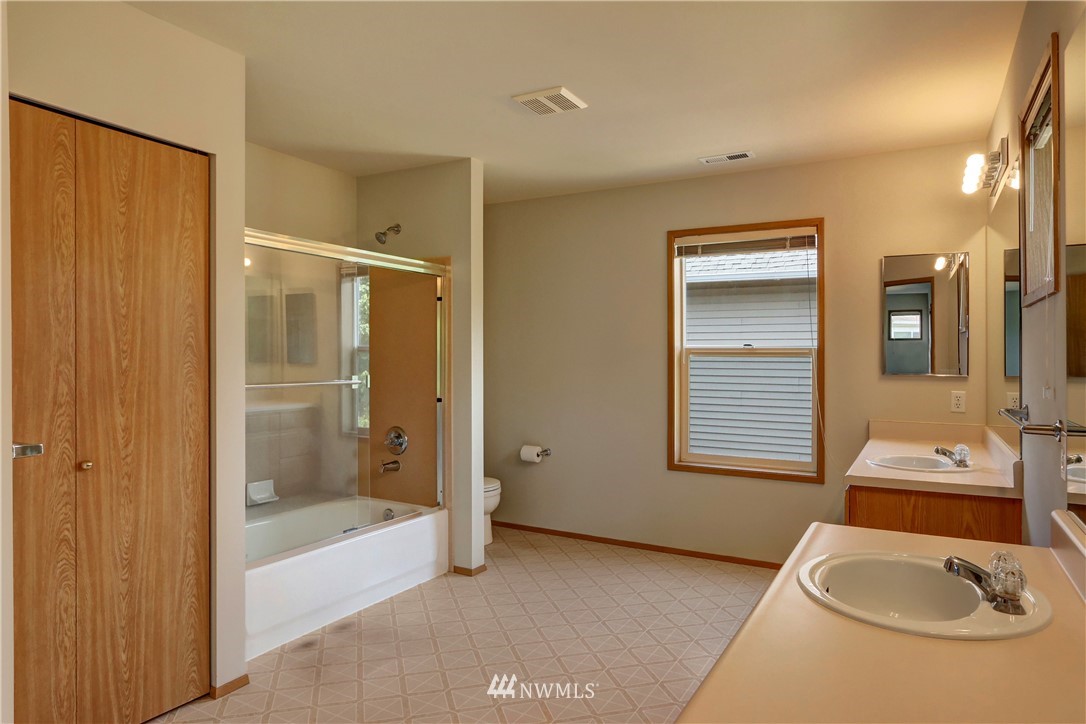 18009 168th Way Southeast Renton, WA 98058 - Photo 22 of 25 Gallery Image 22