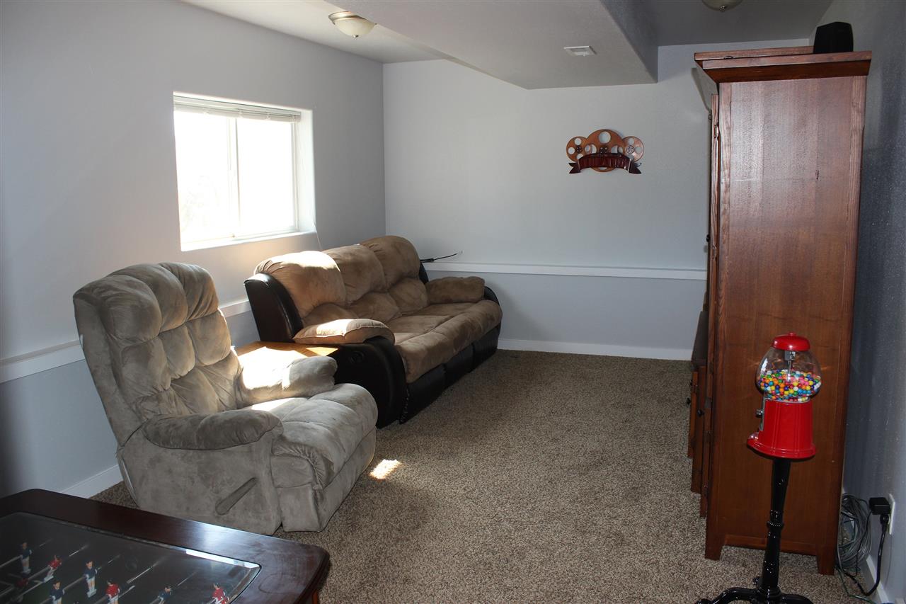 8708 North Maple Street Spokane, WA 99208 - Photo 10 of 15