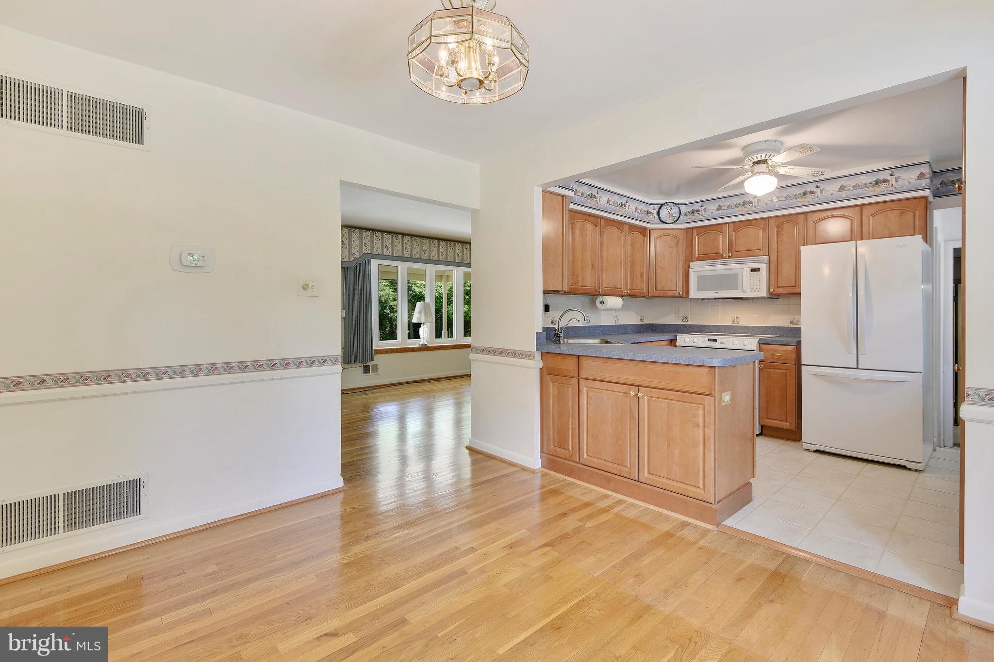 1416 Gilbert Road Arnold, MD 21012 - Photo 6 of 30 Dining Room / Alternate View