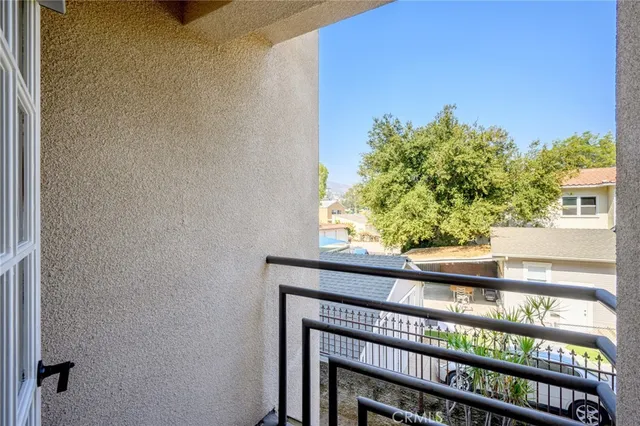$3,350 | 537 North Adams Street, Unit 207, Glendale, CA 91206