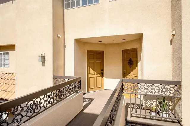 $3,350 | 537 North Adams Street, Unit 207, Glendale, CA 91206