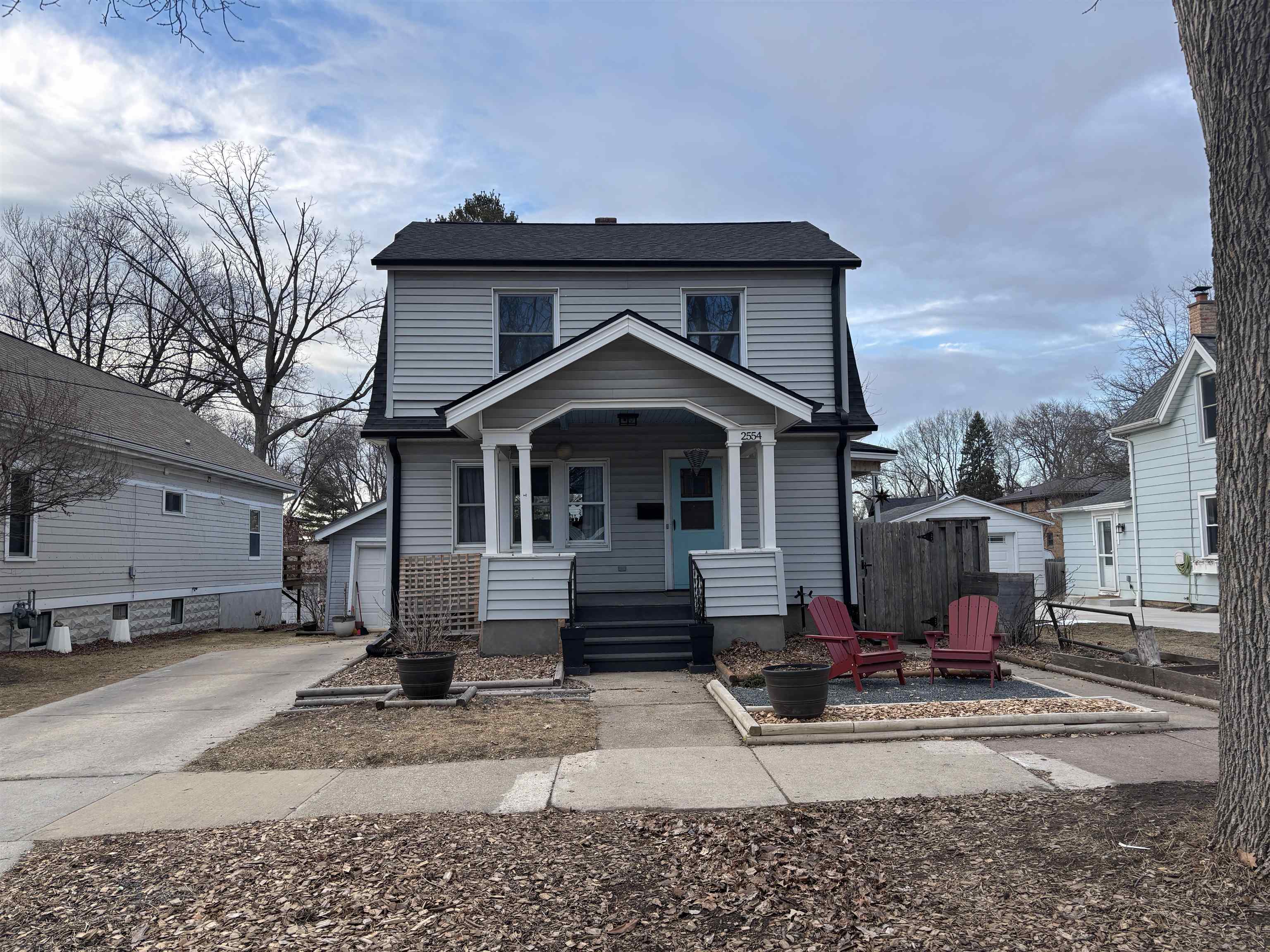2554 Upham Street Madison, WI 53704 - Photo 1 of 35