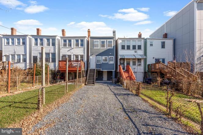 756 19th Street Northeast Washington, DC 20002 - Photo 8 of 8 Private Entrance Area/Private Parking - Unit B
