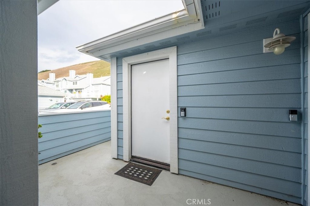 428 Westpoint Drive Pismo Beach, CA 93449 - Photo 40 of 58 a view of a small space