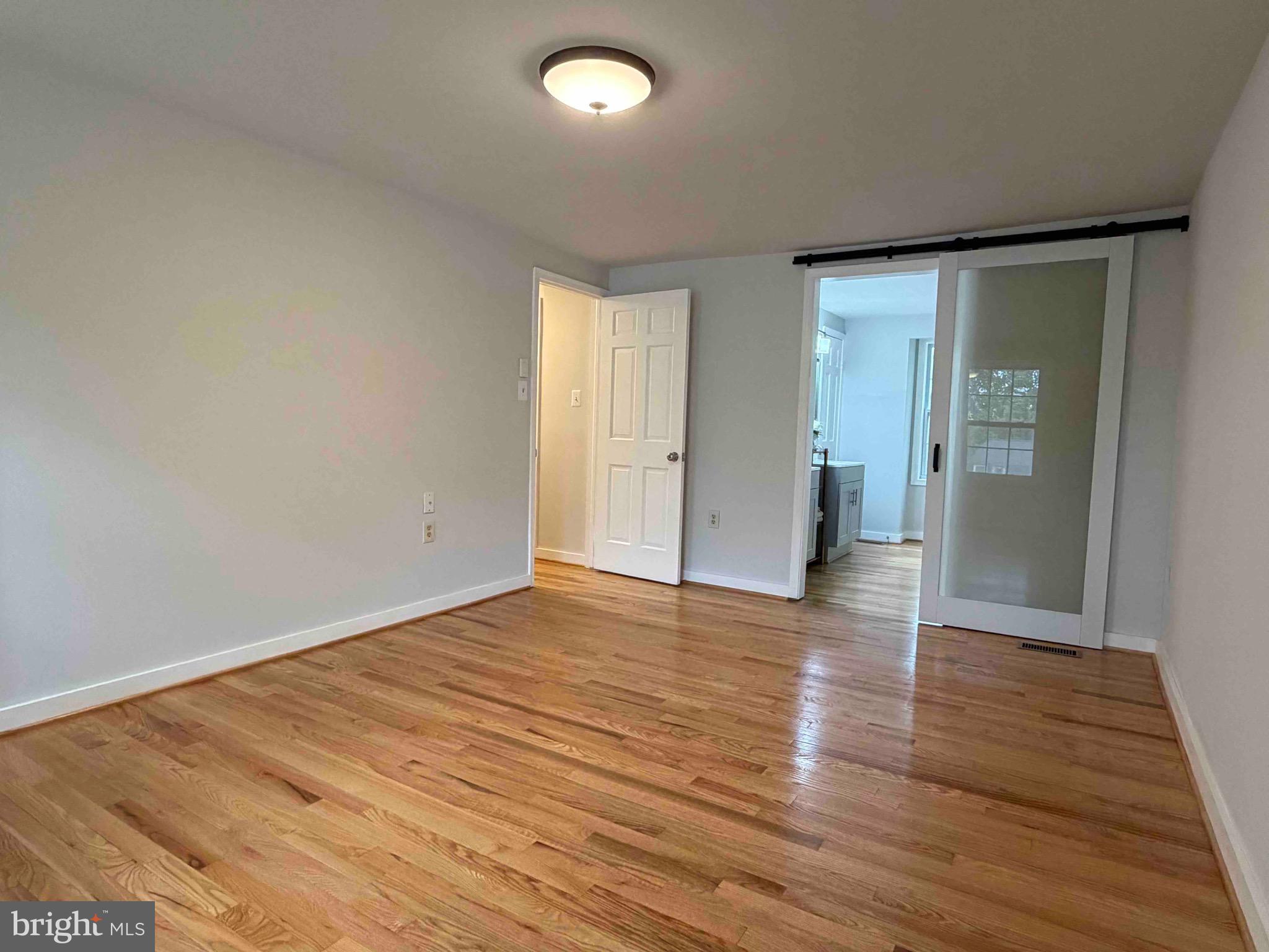 2283 Dosinia Court Reston, VA 20191 - Photo 8 of 21