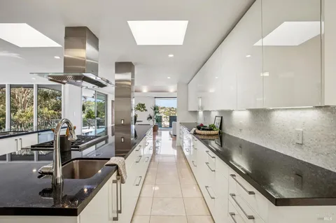 $1,995,000 | 100 Eden Roc Drive, Sausalito, CA 94965