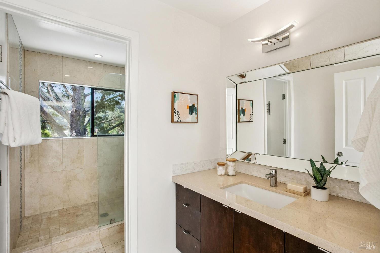 100 Eden Roc Drive Sausalito, CA 94965 - Photo 23 of 49