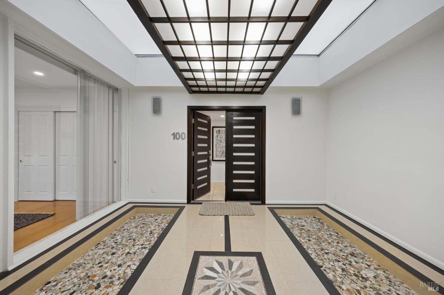 100 Eden Roc Drive Sausalito, CA 94965 - Photo 3 of 49