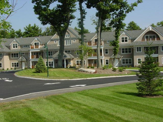 100 Shepard's Cove Road, Unit H104 Kittery, ME 03904 - Photo 2 of 35