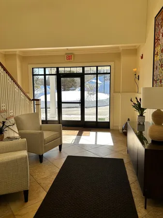 $2,900 | 100 Shepard's Cove Road, Unit H104, Kittery, ME 03904