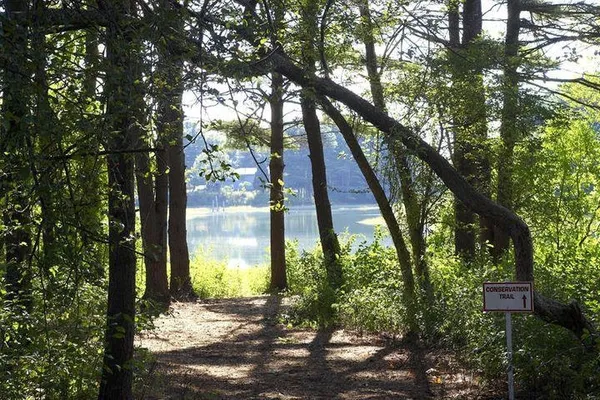 $2,900 | 100 Shepard's Cove Road, Unit H104, Kittery, ME 03904