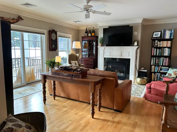 $2,900 | 100 Shepard's Cove Road, Unit H104, Kittery, ME 03904