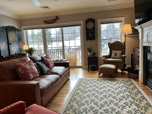 $2,900 | 100 Shepard's Cove Road, Unit H104, Kittery, ME 03904