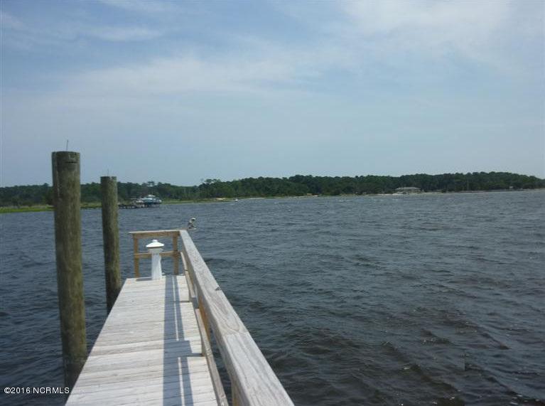 9110 River Road Wilmington, NC 28412 - Photo 4 of 10 End of Pier