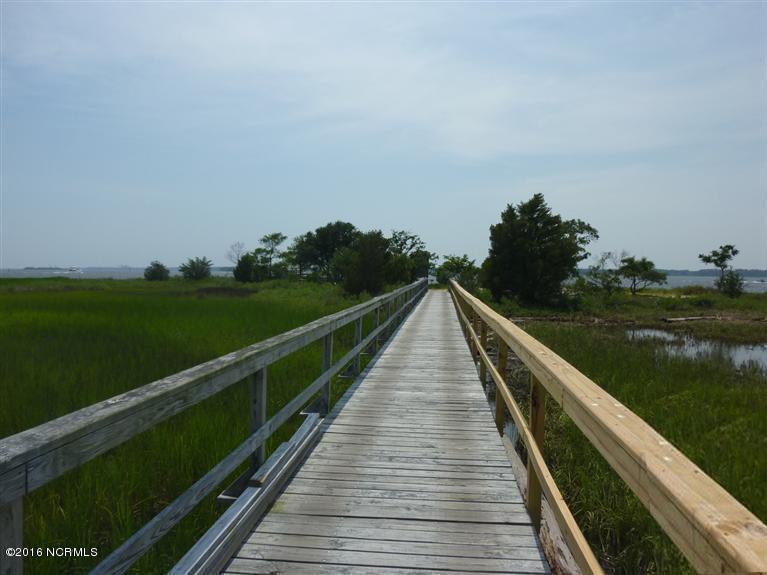 9110 River Road Wilmington, NC 28412 - Photo 6 of 10 Pier 2
